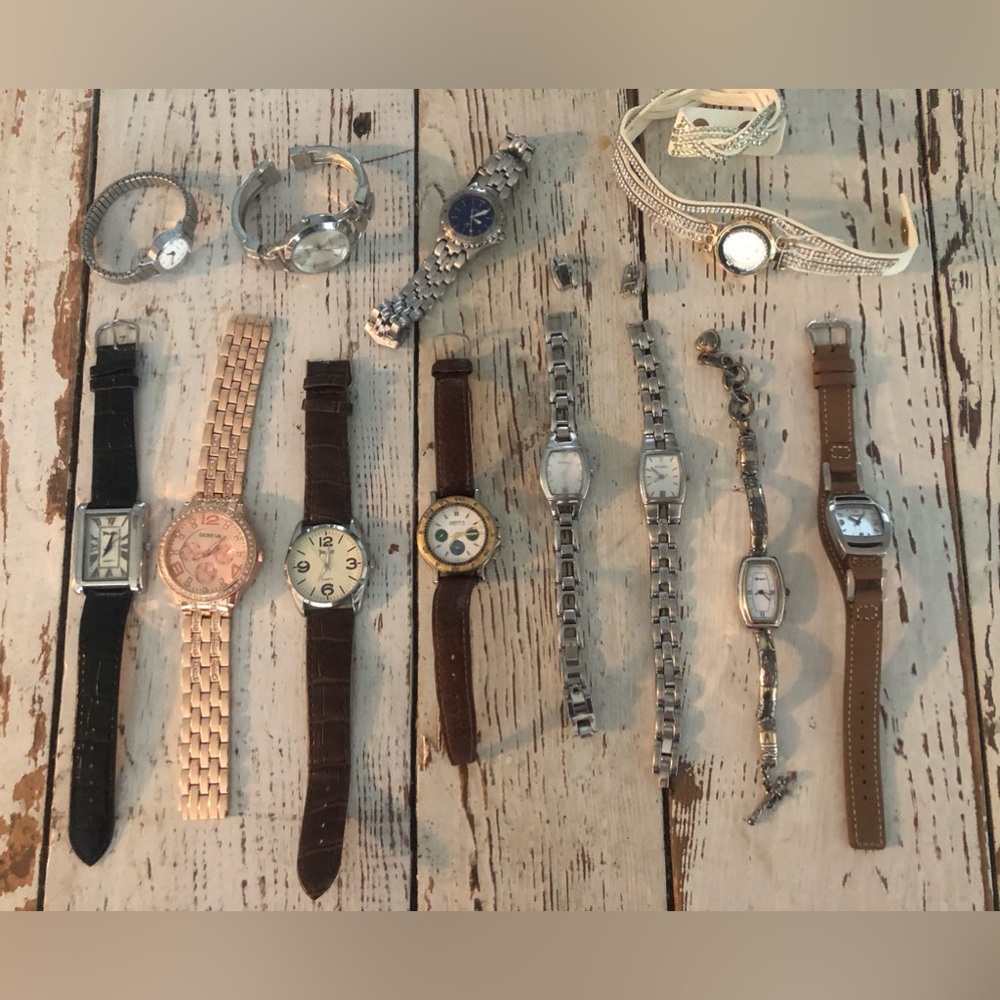 Lot of 12 Wrist Watches